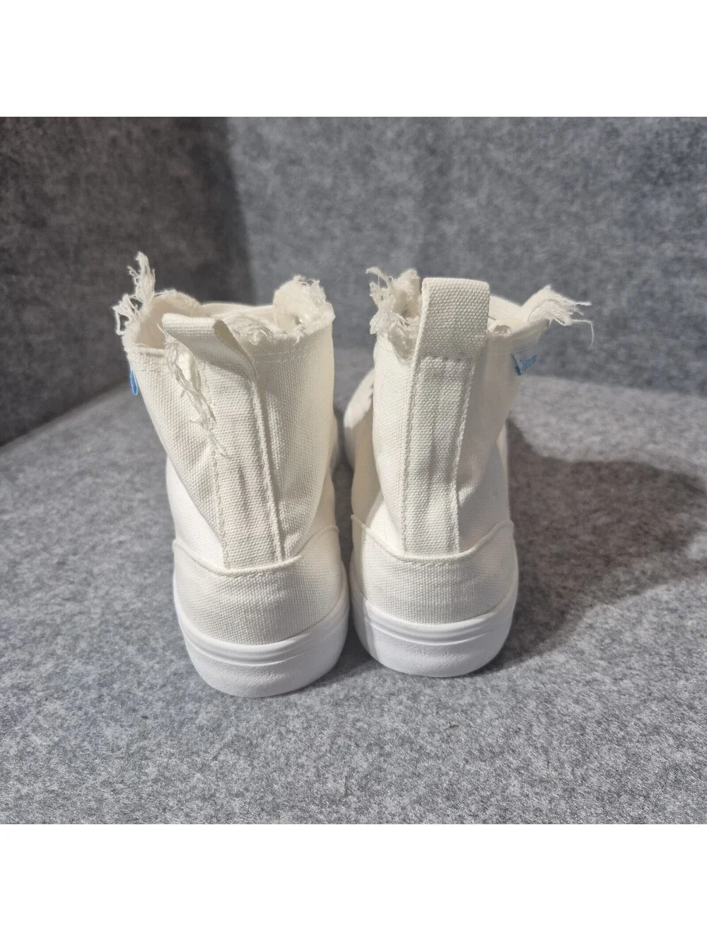 Obtaom Women's Canvas Lace Up High Top Sneaker Size 8 White